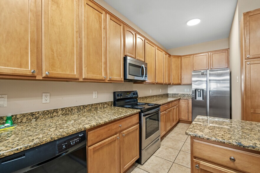 More Photos Of 213 76th Ave N, Myrtle Beach Apartments For Sale