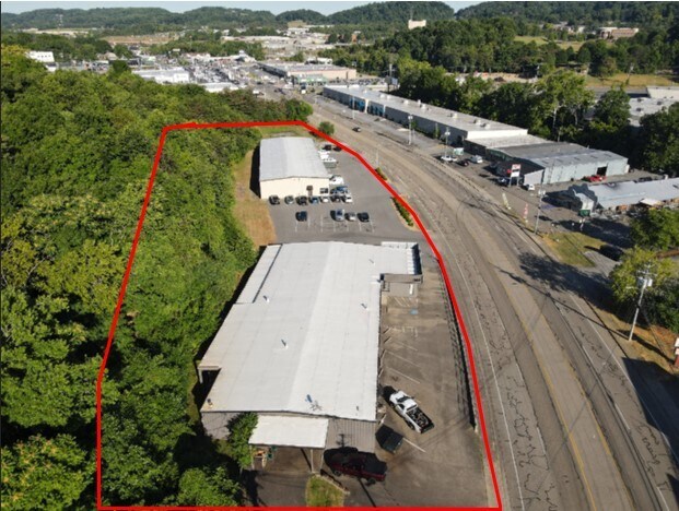 More Photos Of 3017 E Oakland Ave, Johnson City Showroom For Sale