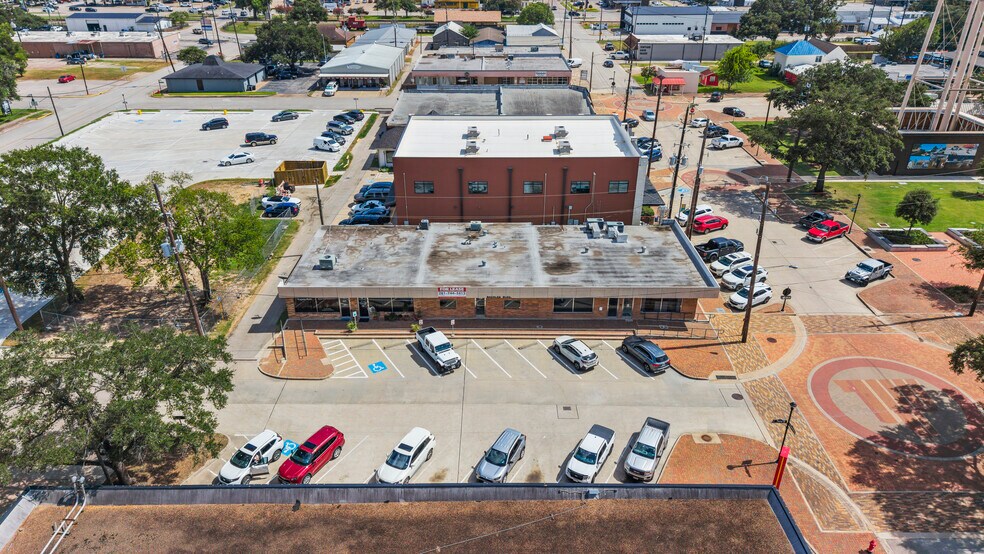 More Photos Of 5613 3rd St, Katy Storefront For Lease