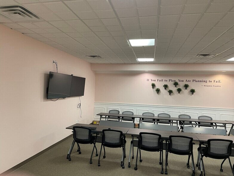 More Photos Of 3206-3212 Parkside Center Cir, Tampa Medical For Lease