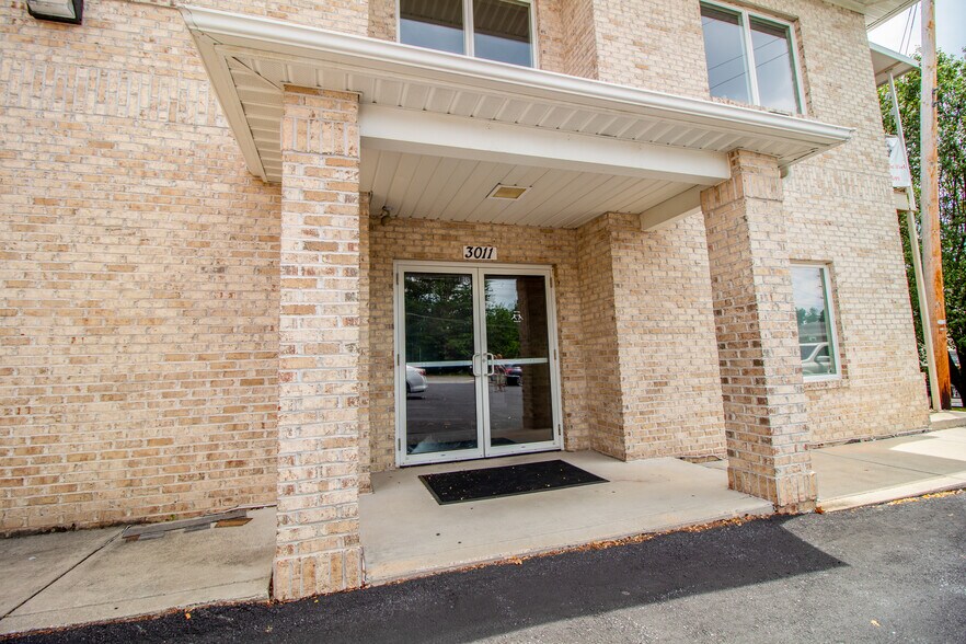More Photos Of 3007-3013 Emmorton Rd, Abingdon Freestanding For Lease