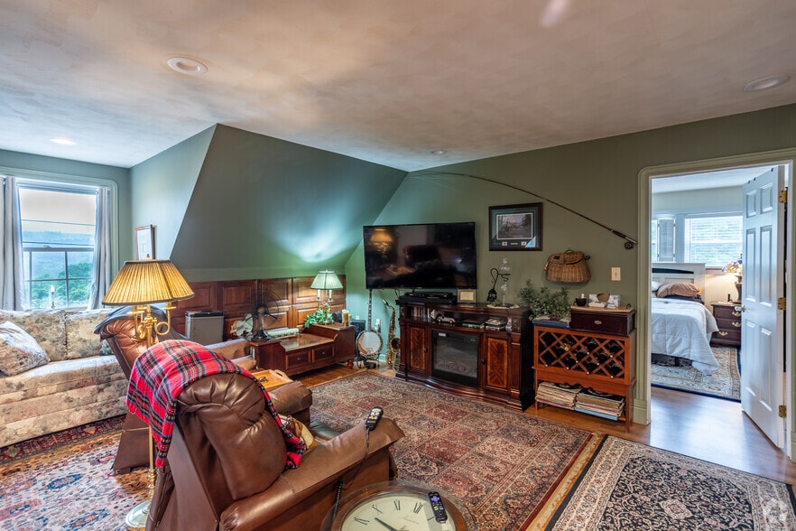 More Photos Of 861 Bailey Rd, Curwensville Winery Vineyard For Sale