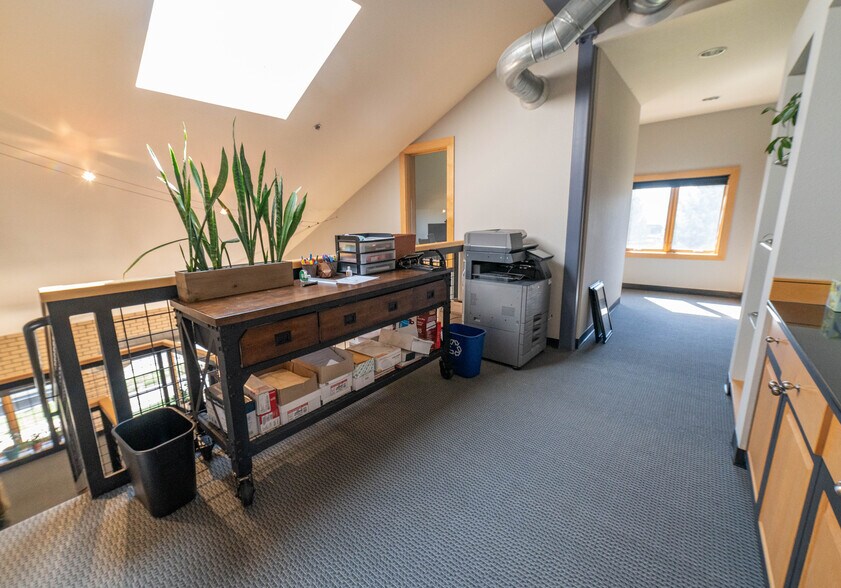 More Photos Of 1109 Oak Park Dr, Fort Collins Office For Lease