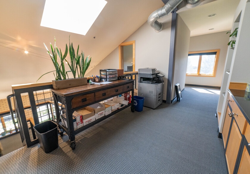 More Photos Of 1109 Oak Park Dr, Fort Collins Office For Lease