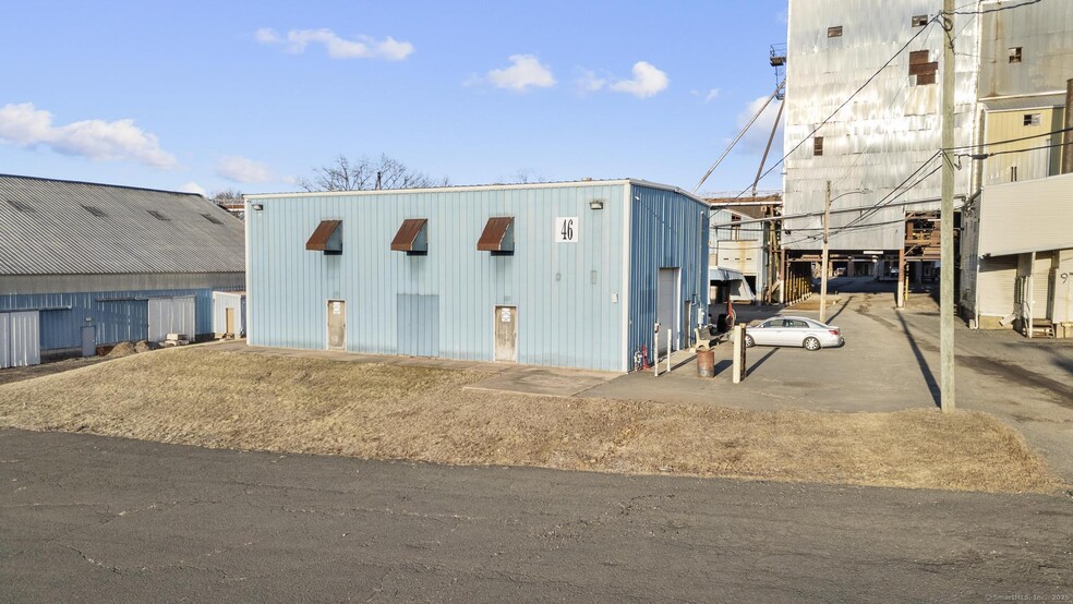 More Photos Of 46 Apel Pl, Manchester Warehouse For Sale