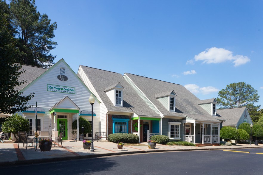 More Photos Of 255 Village Pky NE, Marietta Storefront For Lease