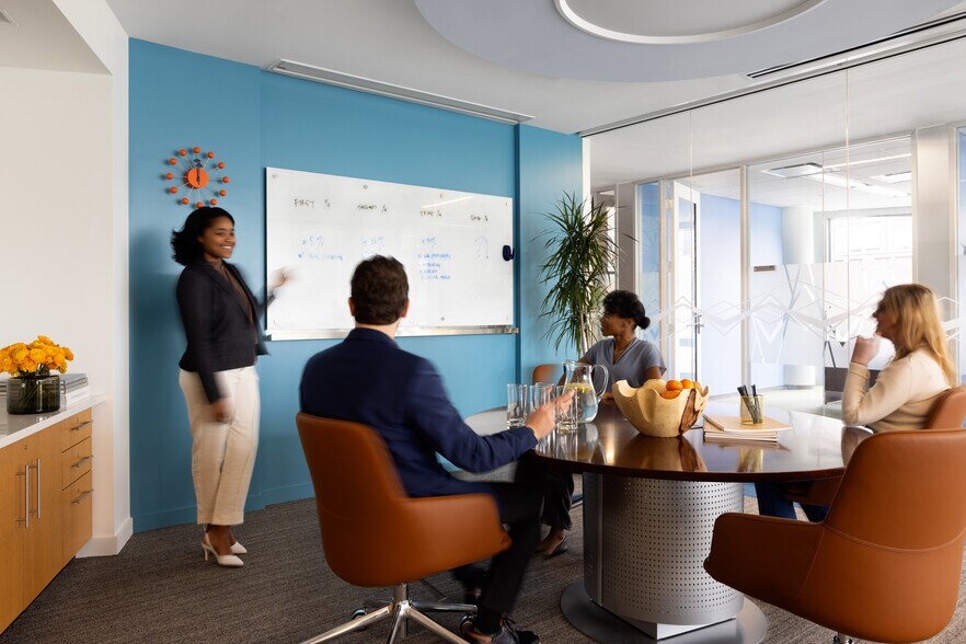 More Photos Of 1717 K St NW, Washington Coworking Space