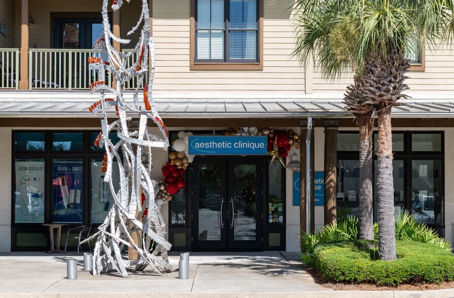 More Photos Of 2050 W County Highway 30A, Santa Rosa Beach Loft Creative Space For Sale