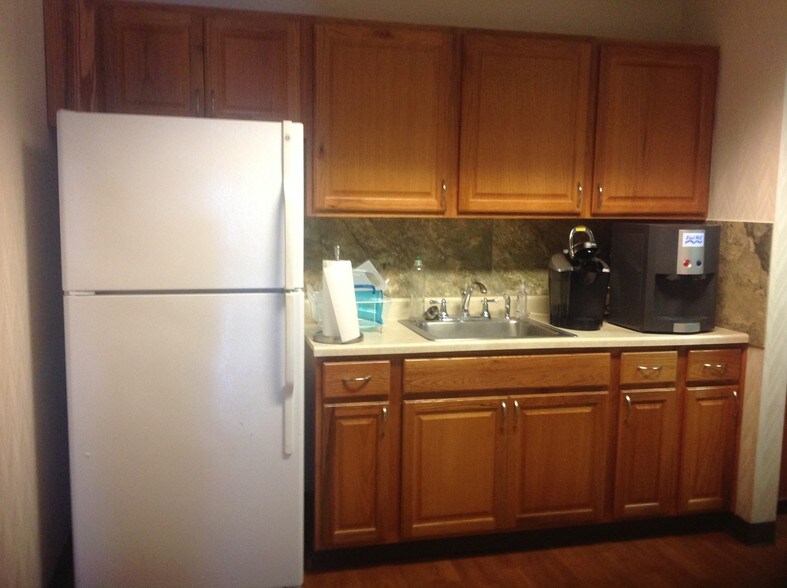 More Photos Of 621 Columbia Street Ext, Cohoes Office For Lease