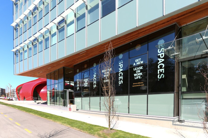 More Photos Of 565 Great Northern Way, Vancouver Office For Lease