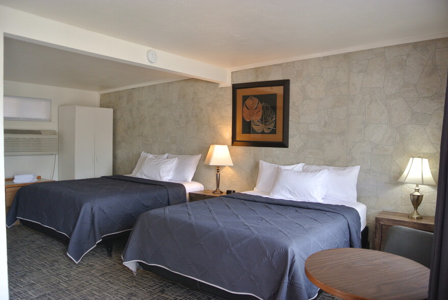 More Photos Of 9986 N Government Way, Hayden Hotel For Sale