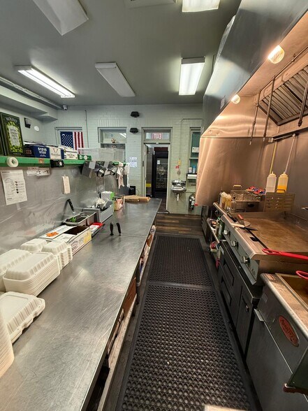 More Photos Of 2 Washington Rd, Westminster Restaurant For Sale