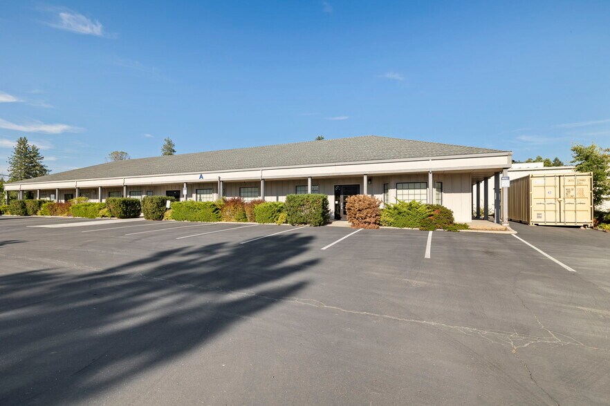 More Photos Of 21663 Brian Ln, Sonora Office Residential For Lease