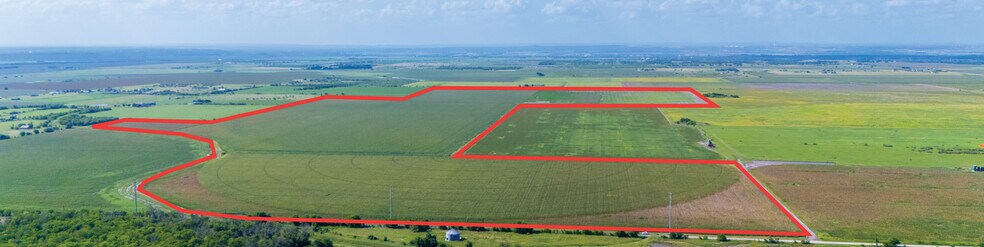 More Photos Of 1543 County Road 6710, Lytle Land For Sale