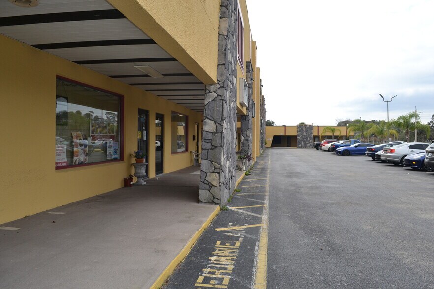 More Photos Of 661 Beville Rd, Daytona Beach Unknown For Lease