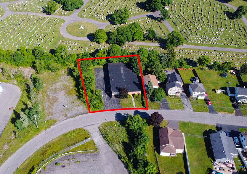 More Photos Of 1018 Cadillac St, Syracuse Light Manufacturing For Lease