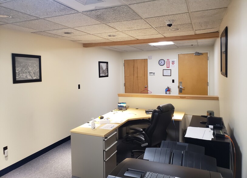 More Photos Of 300 Wildwood Ave, Woburn Flex For Lease