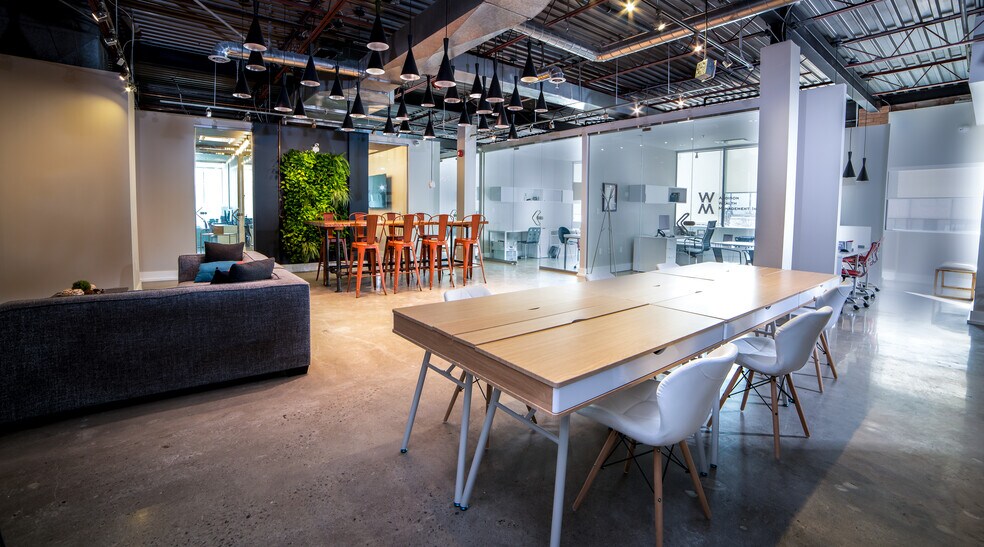 More Photos Of 180 James St S, Hamilton Office For Lease