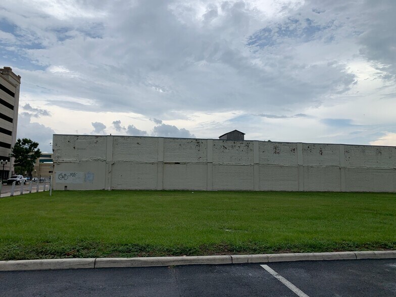 More Photos Of 47 W Jefferson St, Orlando Warehouse For Sale