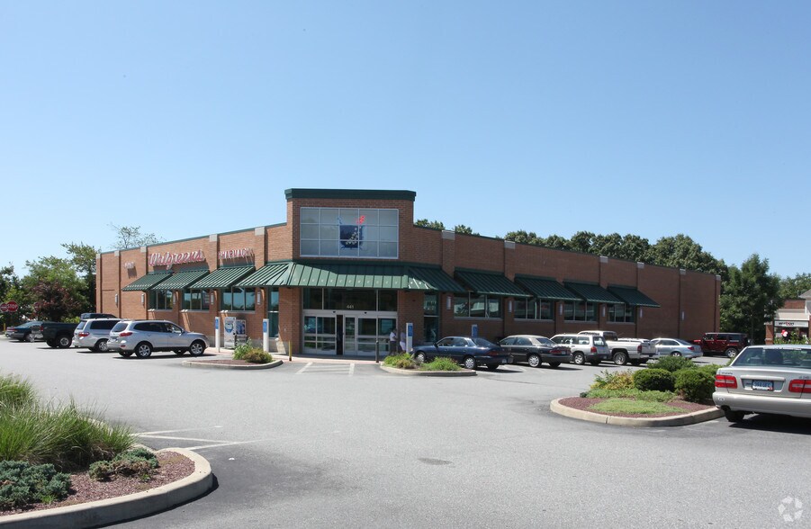More Photos Of 441 Long Hill Rd, Groton Drugstore For Sale