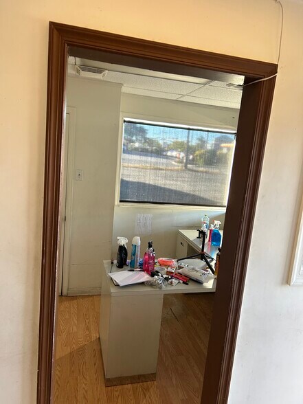 More Photos Of 5519 Ritchie Hwy, Baltimore Auto Dealership For Sale