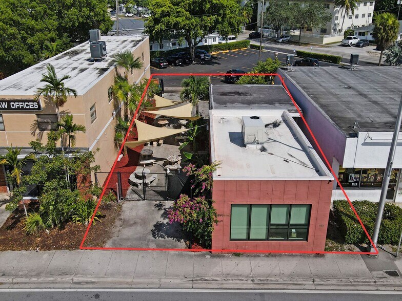 More Photos Of 12831 W Dixie Hwy, North Miami Freestanding For Sale