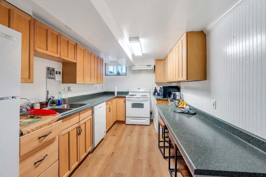 More Photos Of 695 N 800 E, Provo Apartments For Sale