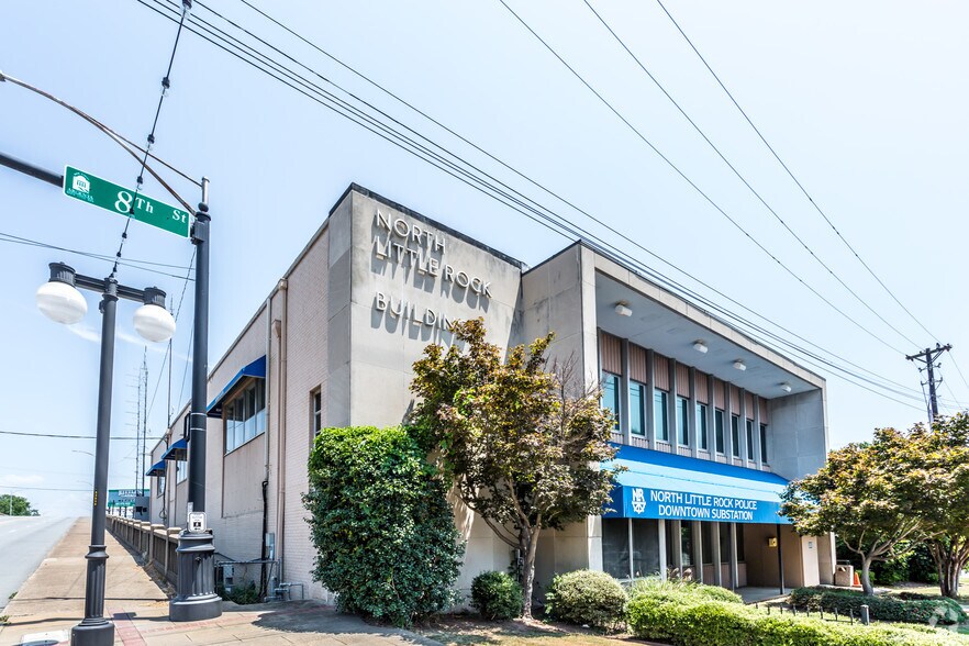 Primary Photo Of 800 Main St, North Little Rock Office For Sale