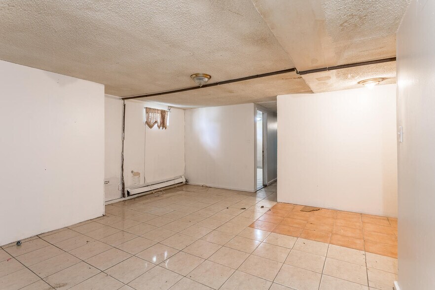 More Photos Of 18803 Ridgedale St, Springfield Gardens Apartments For Sale