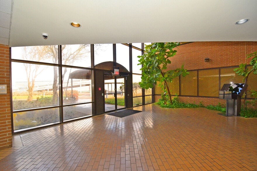 More Photos Of 4646 Corona Dr, Corpus Christi Office For Lease