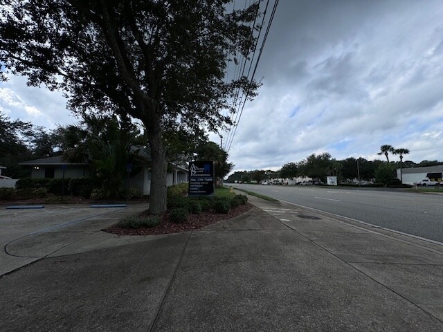 More Photos Of 1509 Mason Ave, Daytona Beach Medical For Sale