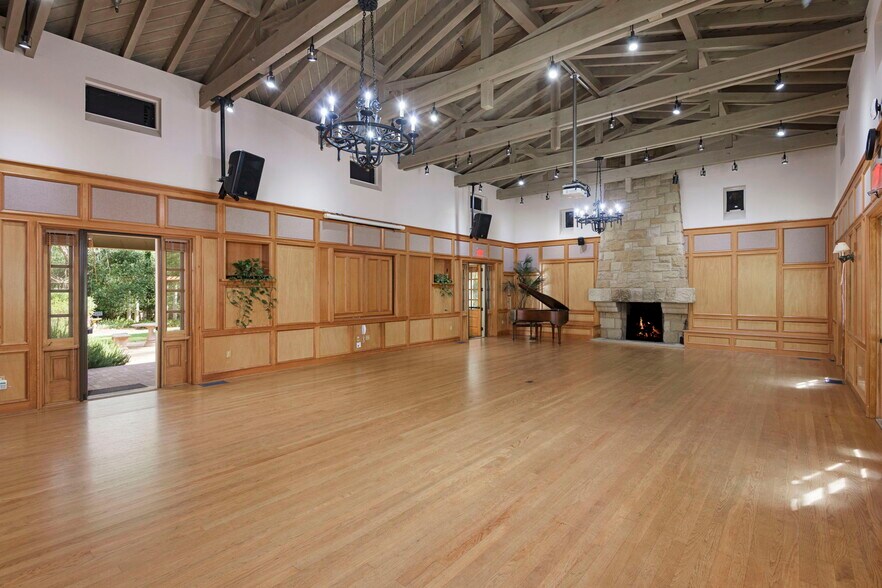 More Photos Of 249 Lambert Rd, Carpinteria Specialty For Sale