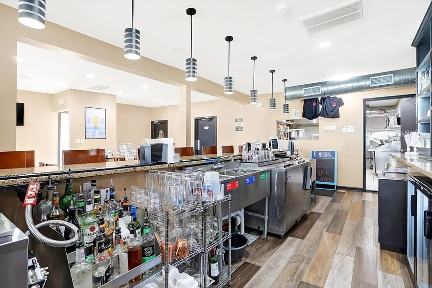 More Photos Of 2023 E Southeastern Ave, Indianapolis Restaurant For Sale