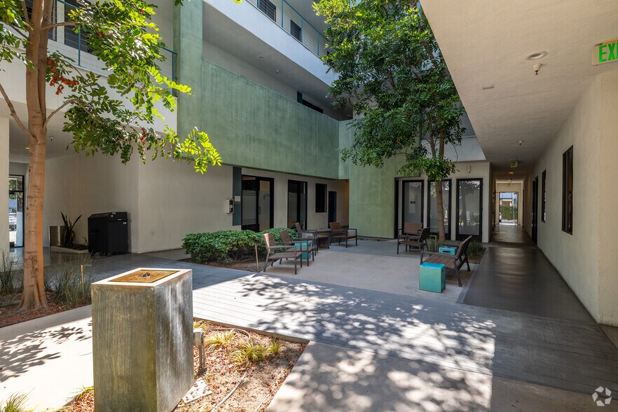 More Photos Of 5839-5855 Green Valley Cir, Culver City Unknown For Lease