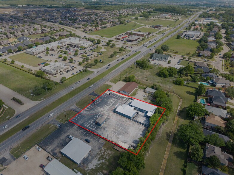 More Photos Of 2795 SW Wilshire Blvd, Burleson Flex For Lease