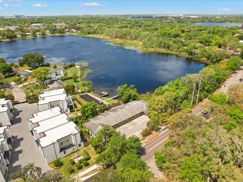 More Photos Of 1903 S Lakemont Ave, Winter Park Apartments For Sale