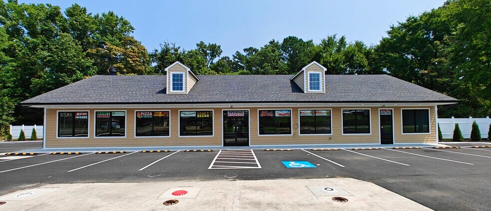 More Photos Of 2000 E Hundred Rd, Chester Convenience Store For Sale