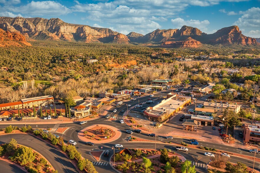 More Photos Of 150 Highway 179, Sedona Storefront For Sale