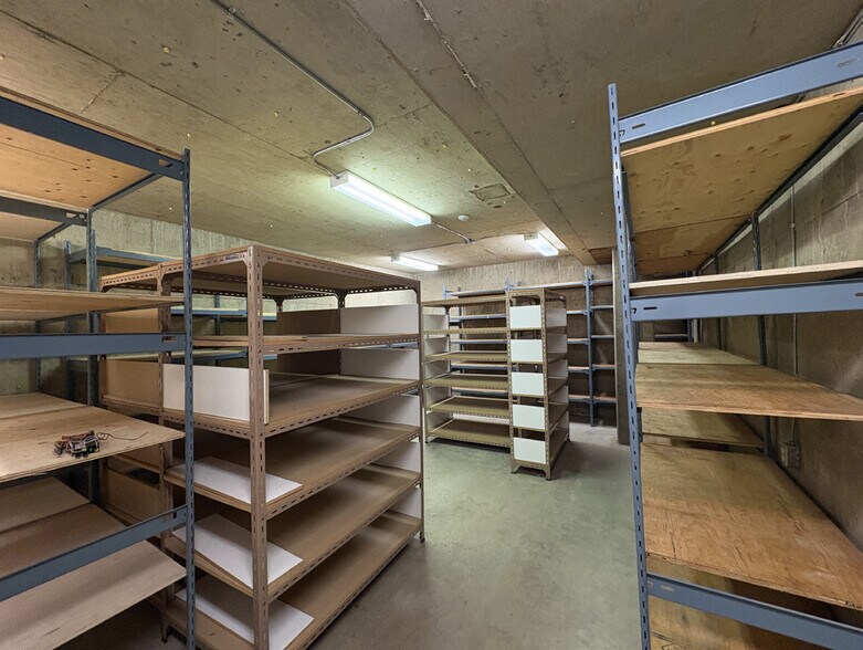 More Photos Of 1610-1620 Cook St, Victoria General Retail For Sale