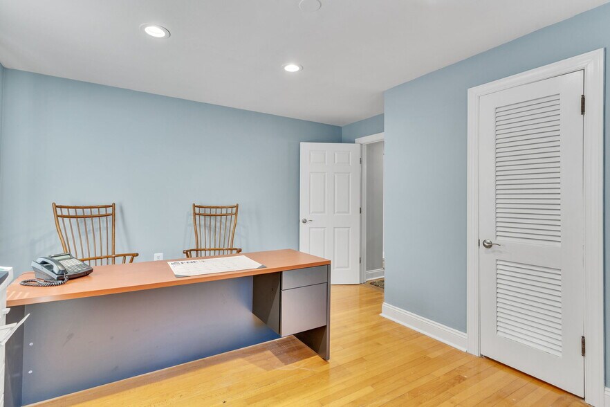 More Photos Of 9279 Kings Hwy, King George Loft Creative Space For Sale