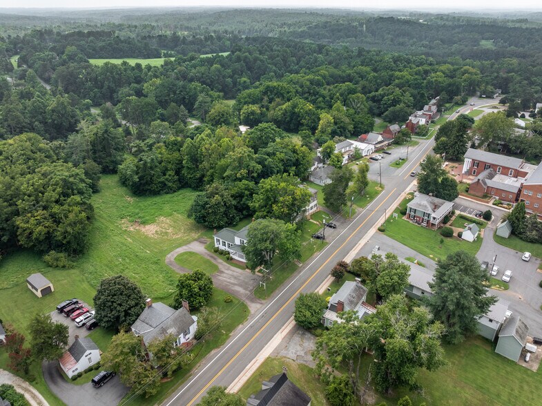 More Photos Of 13126 W James Anderson Hwy, Buckingham Office For Sale