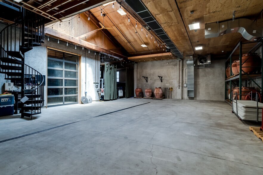 More Photos Of 50-60 E 11th Ave, Eugene Industrial For Lease