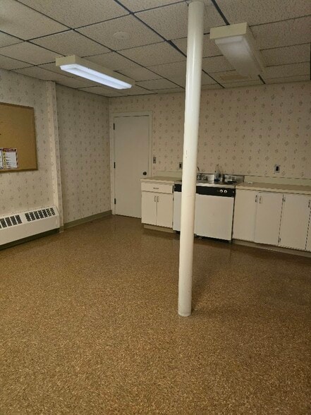 More Photos Of 87 Main St, East Millinocket Healthcare For Sale