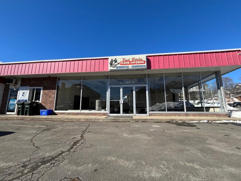 More Photos Of 94 Cabot St, Beverly Storefront Retail Office For Lease