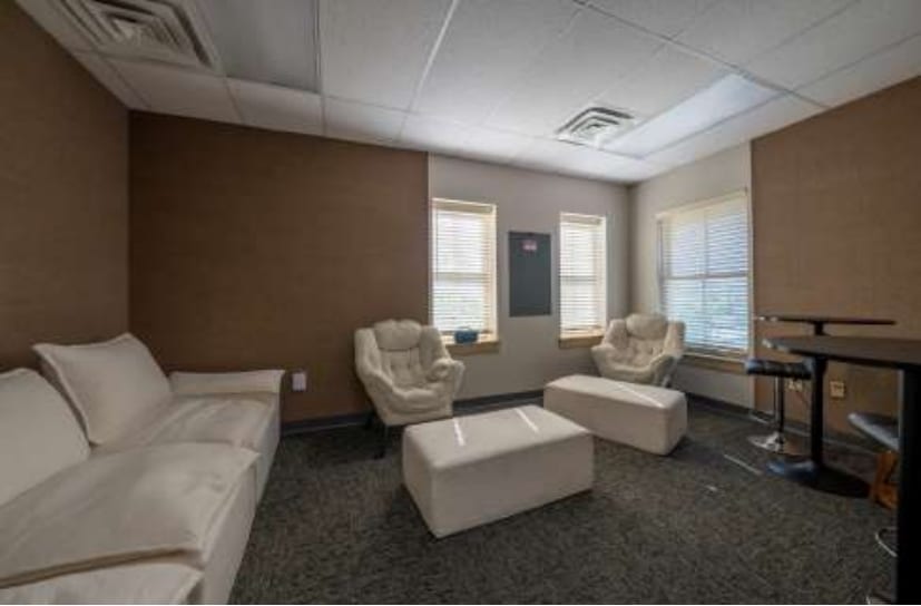 More Photos Of 55-65 W Bridge St, Dublin Storefront Retail Office For Sale