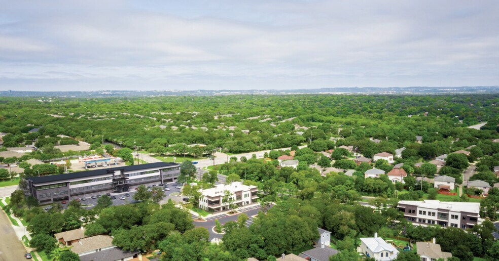 More Photos Of 8701 Menchaca Rd, Austin Medical For Lease