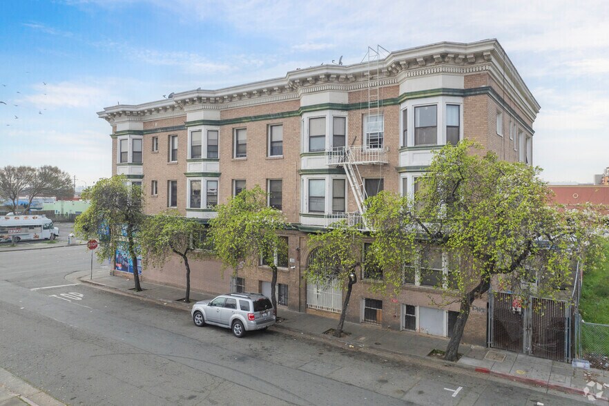 More Photos Of 315 25th St, Richmond Apartments For Sale