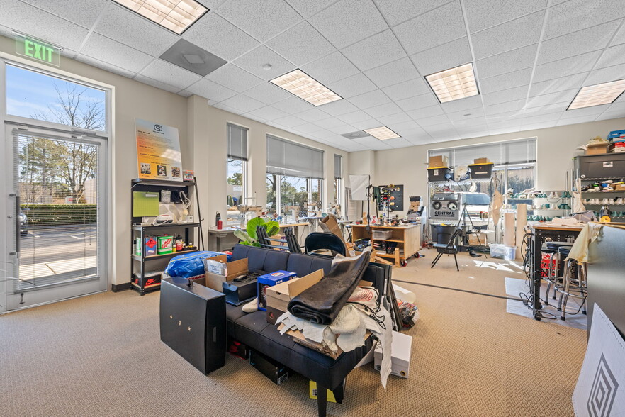 More Photos Of 5011 Departure Dr, Raleigh Showroom For Sale