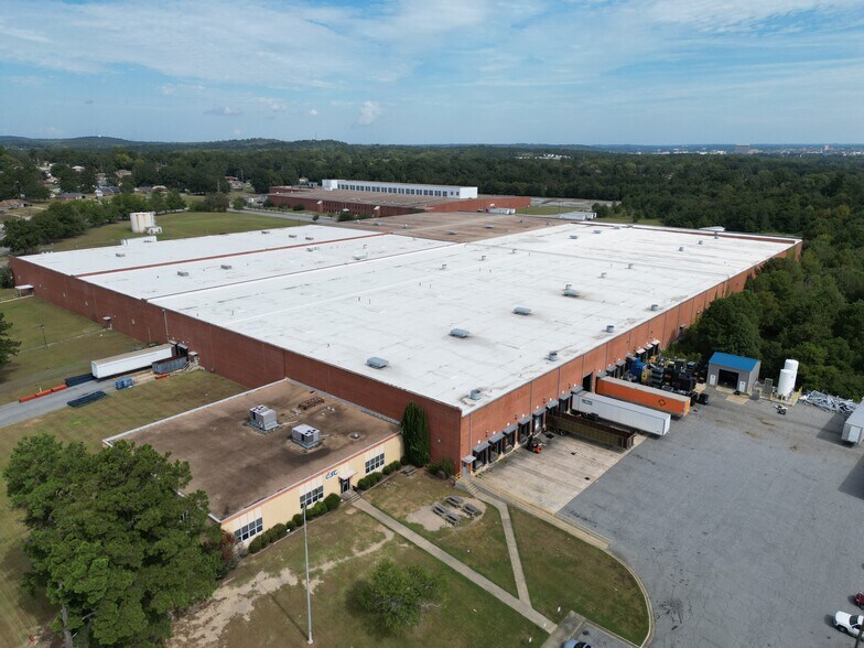 Primary Photo Of 903 Fontaine Rd, Phenix City Warehouse For Lease