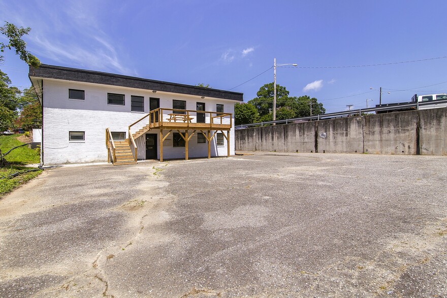 More Photos Of 318 S South St, Gastonia Office For Lease